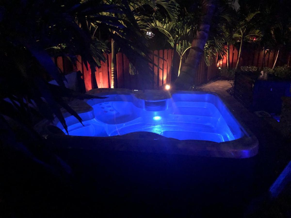 Wilton Manors Billy'S Resort- Men Only - Solo Hombres מראה חיצוני תמונה